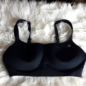 CHAMPION 34B‎ black bra